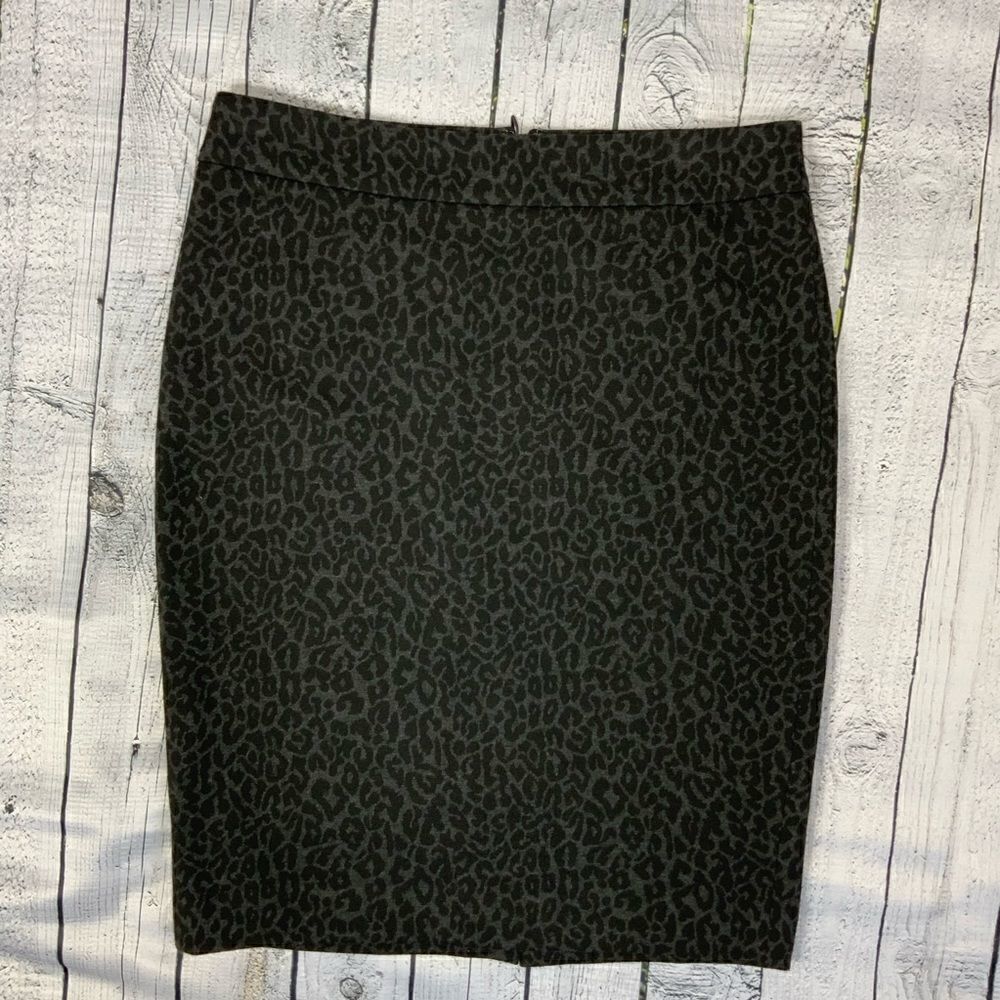 ANN
TAYLOR LOFT Pencil Skirt 